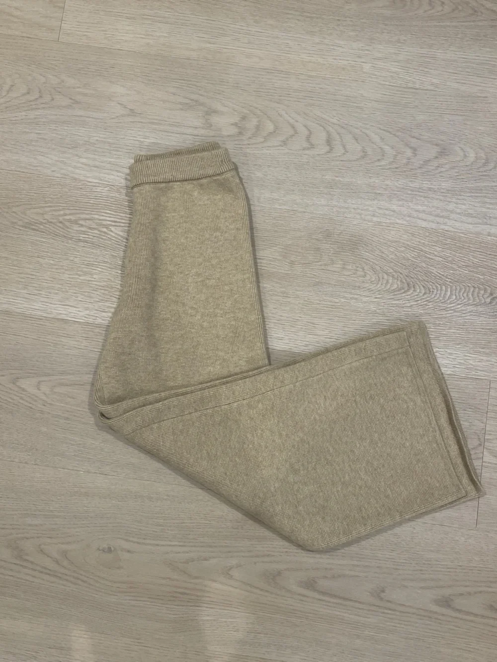 Zara Neutral Wide-Leg Knit Pants in Beige